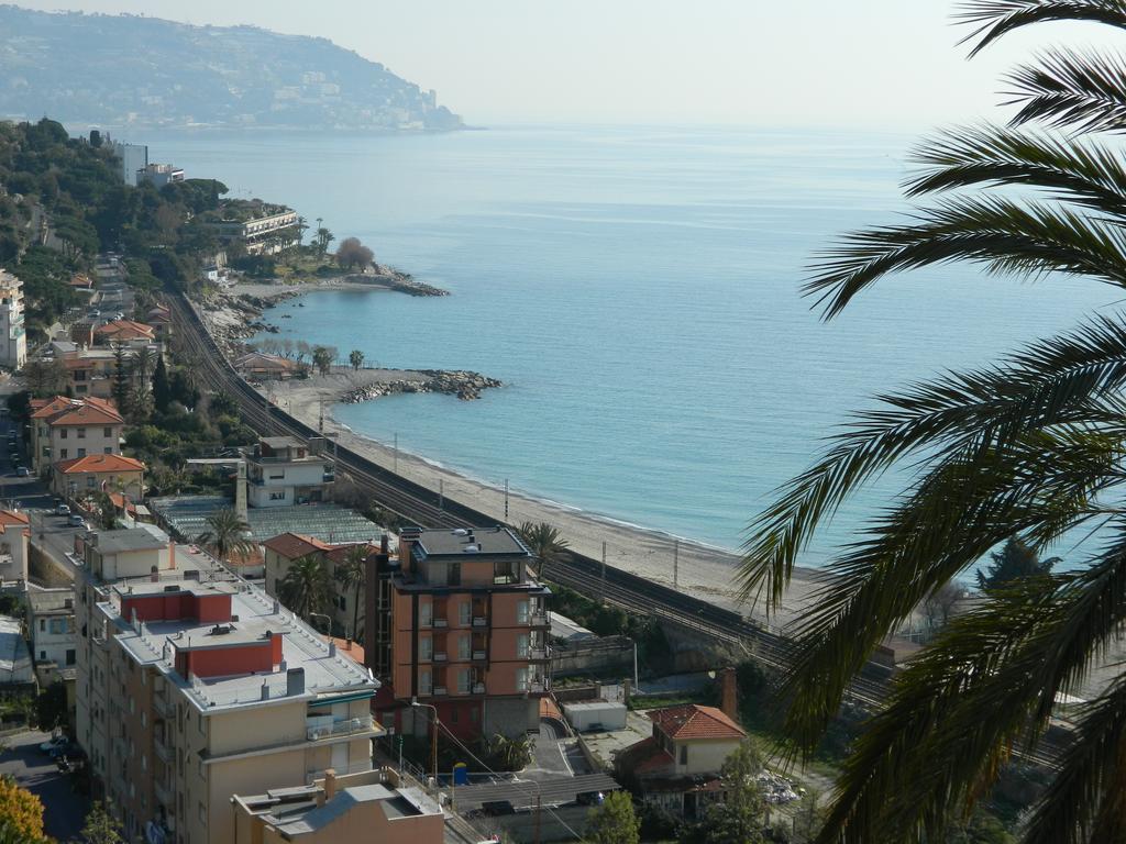 Residence Dei Fiori Bordighera Extérieur photo