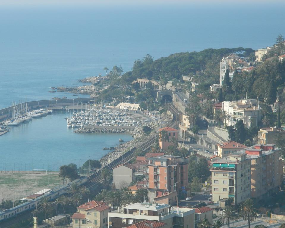 Residence Dei Fiori Bordighera Extérieur photo